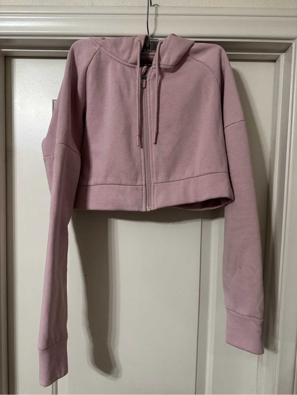 Gymshark Cropped Zip Hoodie in Light Pink Size S